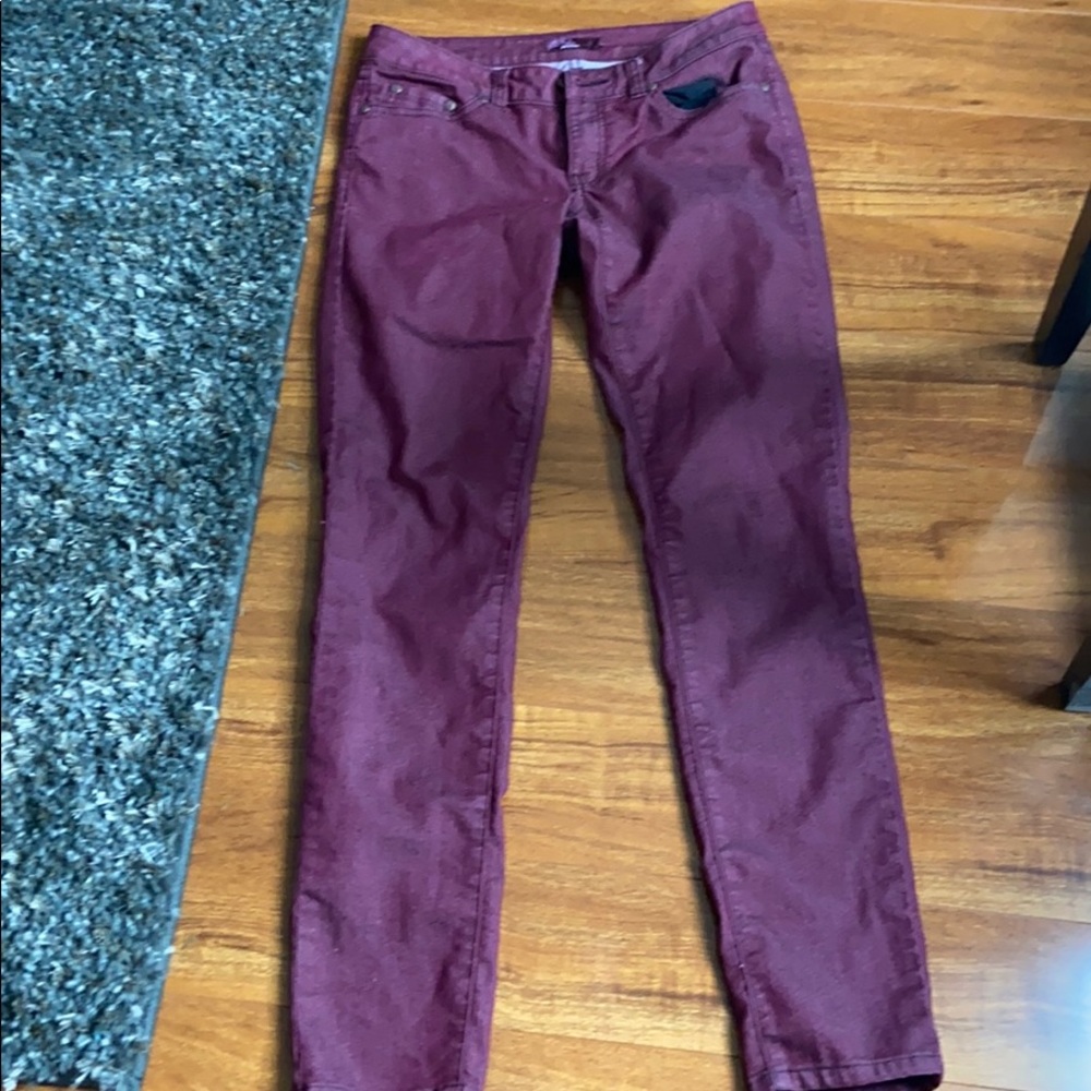 Prana Kara Jeans Size 4, Maroon